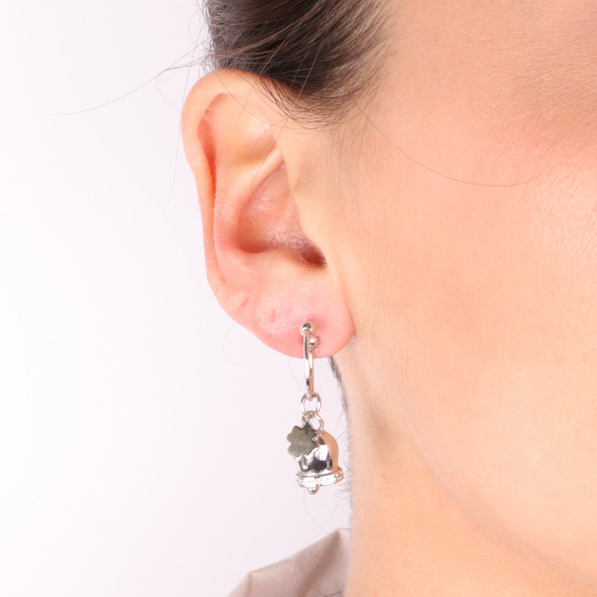 925 silver earrings with pan -shaped pendants and four -leaf clover