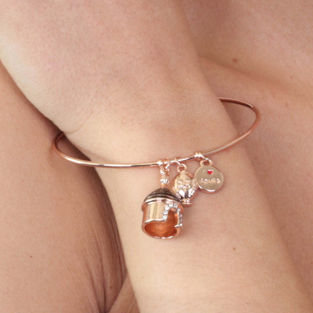 Rigid Braccaile Metal Bracelet with Pugliese Trullo pendant and small pumo on the side
