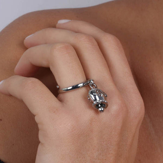 Anello in Metallo con campanella portafortuna pendente impreziosita da cristalli e scritta Capri a rilievo