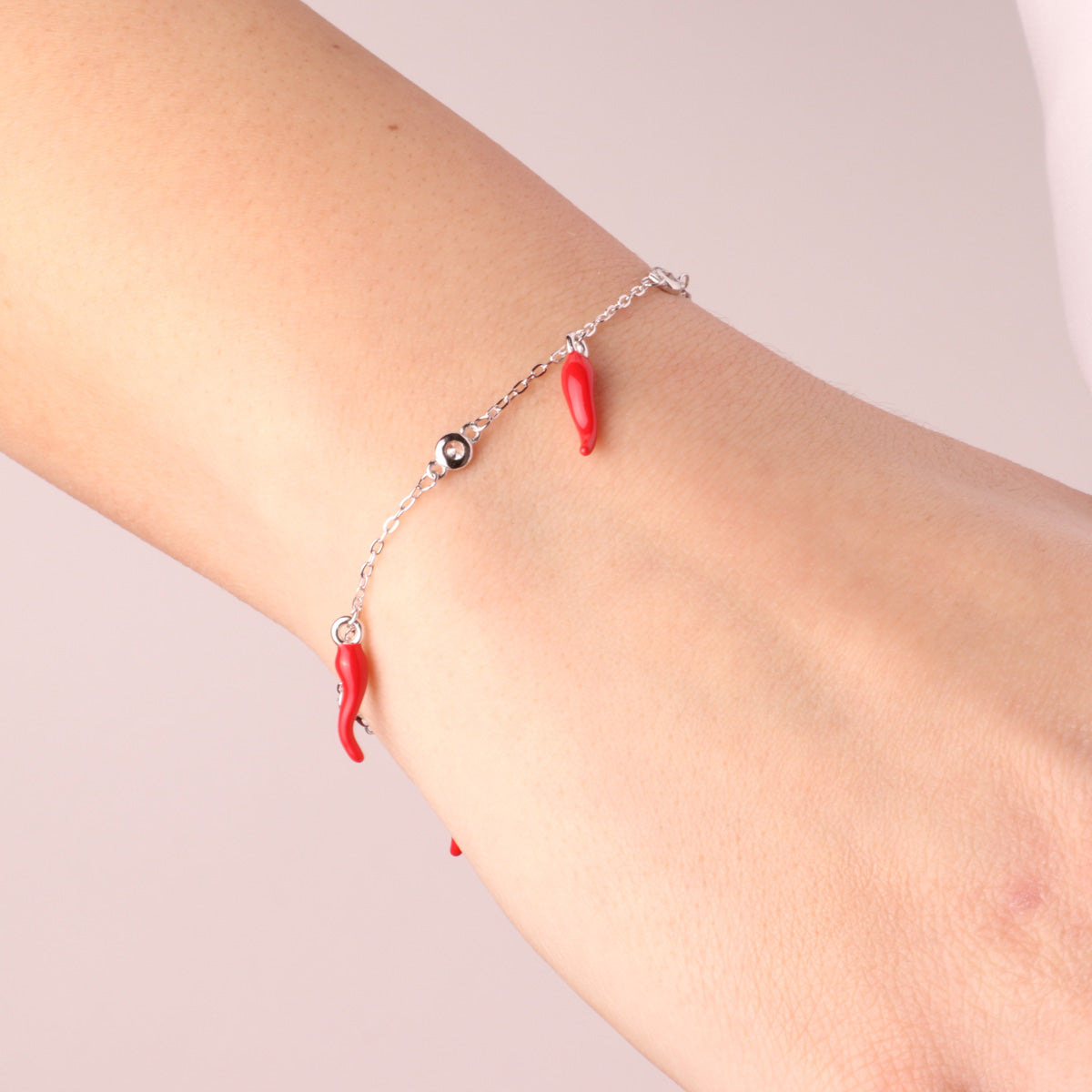 925 silver bracelet chain jersey with white crystals alternating with red lucky croissants