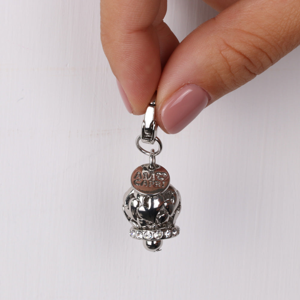 Metal pendant with a pitched pendant bell, with hearts, embellished with crystals
