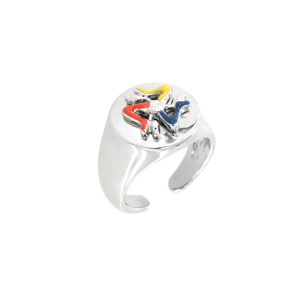 Sigillo metal ring, with relief Trinacria, embellished with colored glazes
