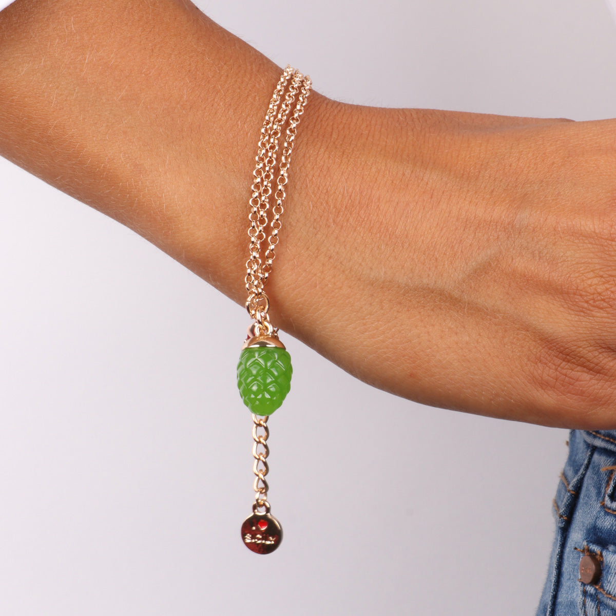 Metal bracelet with green charming pine -shaped pendant